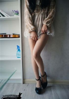 丝袜女教师兰若