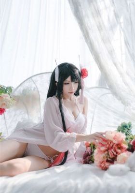 年轻的家政保姆